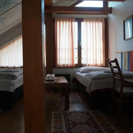 Apartment Zoeldello Apartmanhaz Siófok