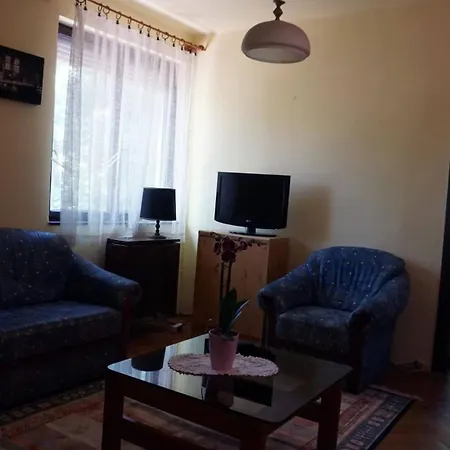 Zoeldello Apartmanhaz Siofok