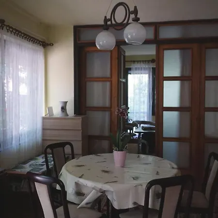 Zoeldello Apartmanhaz