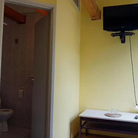 Zoeldello Apartmanhaz דירה