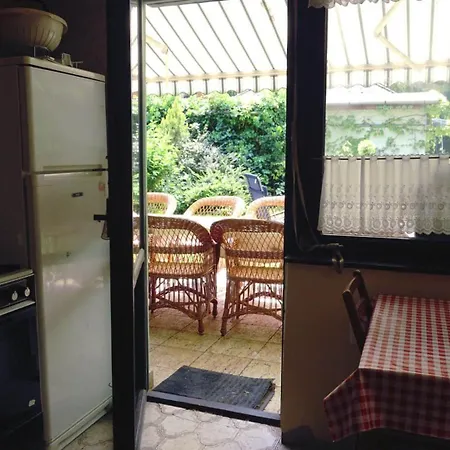Διαμέρισμα Zoeldello Apartmanhaz