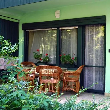 Zoeldello Apartmanhaz Apartment Siófok