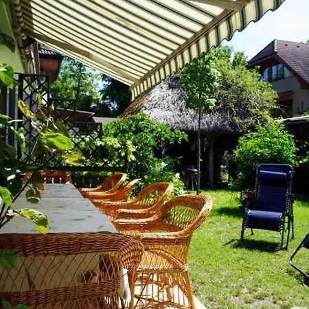 Apartment Zoeldello Apartmanhaz Siófok