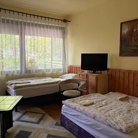 Zöldellő *