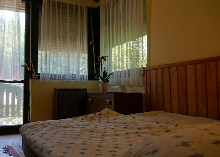 Zoeldello Apartmanhaz * Siofok